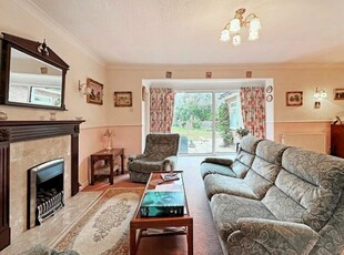 3 Bedroom Detached Bungalow For Sale