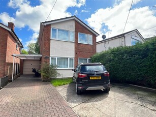 3 bedroom detached house for rent in Lower New Road, West End, Southampton, Hampshire, SO30