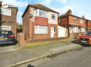 3 Bedroom Detached House For Sale In Audenshaw, Manchester