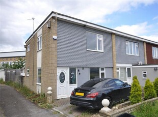 3 bedroom end of terrace house for rent in Mannington Park, Swindon, Wiltshire, SN2