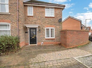 3 bedroom end of terrace house for sale in Kingfisher Road, Moreton Hall, IP32