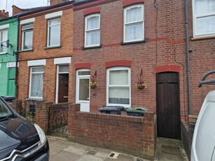 3 bedroom house for rent in Butlin Street, Luton, LU1 1LD, LU1