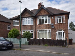 3 bedroom house for rent in Wynndale Drive, Nottingham, NG5