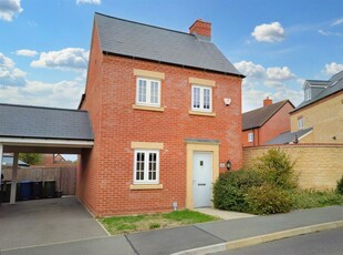 3 bedroom link detached house for rent in Meadowsweet Way, Wootton,, NN4