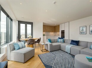 3 bedroom penthouse for rent in Elder Street, Edinburgh, Midlothian, EH1