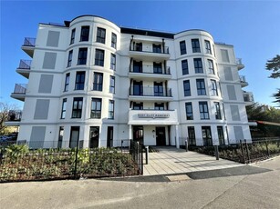 3 bedroom penthouse for rent in Hahnemann Road, Bournemouth, Dorset, BH2