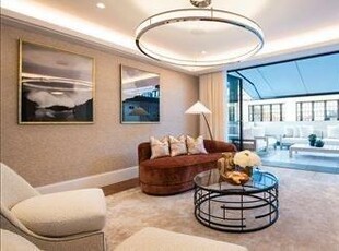 3 Bedroom Penthouse For Rent In Kensington