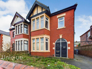 3 Bedroom Semi-detached House For Sale In Blackpool