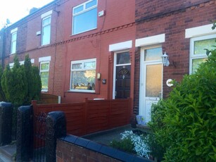 3 bedroom terraced house for rent in Hardy Street, Eccles, M30