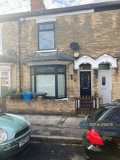 3 bedroom terraced house for rent in Perth Street, Hull, HU5