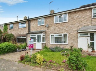 3 bedroom terraced house for sale in Oakes Road, Bury St. Edmunds, IP32