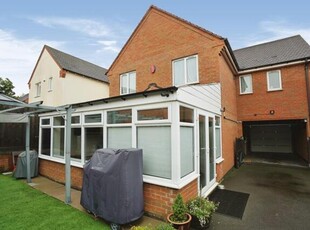 4 Bedroom Detached House For Sale In Church Gresley, Swadlincote