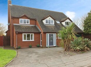 4 Bedroom Detached House For Sale In Coleshill, Birmingham