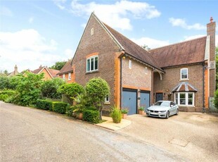 4 Bedroom Detached House For Sale In Henley-on-thames, Oxfordshire