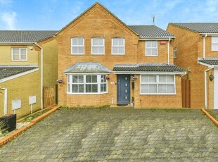 4 Bedroom Detached House For Sale In Stevenage, Hertfordshire
