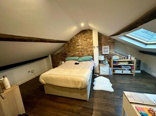 4 Bedroom House For Rent In Leeds, West Yorkshire