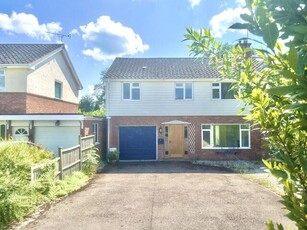 4 Bedroom House For Rent In Madley