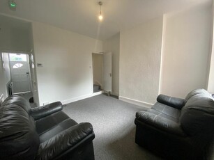 4 bedroom house share for rent in Manilla Road, Selly Park, Birmingham, West Midlands, B29