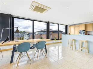 4 bedroom penthouse for rent in St. Thomas Street, Oxford, Oxfordshire, OX1