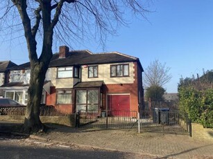 4 bedroom semi-detached house for rent in Astley Road, Handsworth, Birmingham, B21