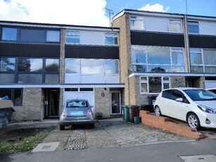 4 bedroom town house for rent in St. Johns Court, Beaumont Avenue, St. Albans, Hertfordshire, AL1 4TS, AL1