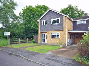 5 Bedroom Detached House For Sale In Camberley