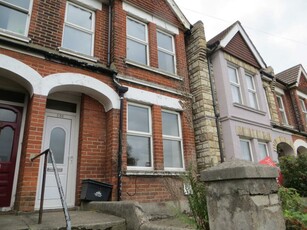 5 bedroom terraced house for rent in Elm Grove, Brighton, BN2