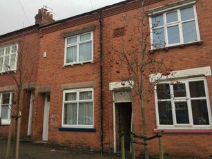 5 bedroom terraced house for rent in Hartopp Road, Leicester, LE2