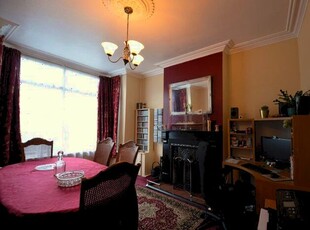 5 Bedroom Terraced House For Sale