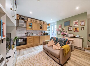 Apartment for sale - Wandsworth Road, SW8