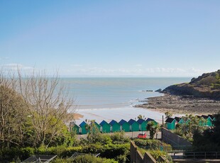 Apartment for sale with 2 bedrooms, 19 Langland Bay Manor, Langland | Fine & Country