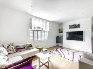 Apartment for sale with 2 bedrooms, Great Newport Street, Leicester Square | Fine & Country