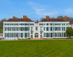 Apartment for sale with 2 bedrooms, Nashdom Lane Burnham, Buckinghamshire | Fine & Country