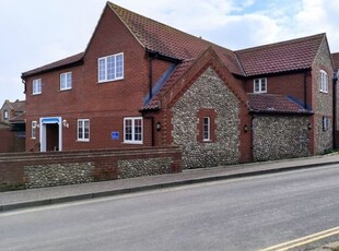 Apartment for sale with 4 bedrooms, East Runton | Fine & Country