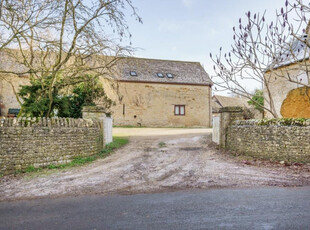 Barn Conversion for sale with 2 bedrooms, Main Street, Duns Tew | Fine & Country