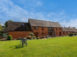 Barn Conversion for sale with 4 bedrooms, Holyoakes Lane - Bentley, Worcestershire | Fine & Country