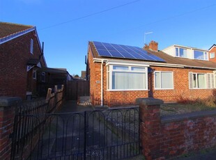 Bungalow to rent in Cornwall Avenue, Darlington DL1