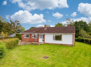 Bungalow to rent in Wotton End, Ludgershall, Aylesbury HP18