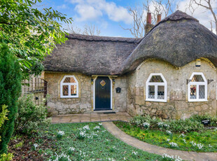 Cottage for sale with 2 bedrooms, Calbourne, Isle of Wight | Fine & Country