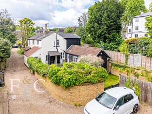 Cottage for sale with 5 bedrooms, Station Road, Broxbourne | Fine & Country