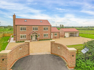 Country House for sale with 5 bedrooms, Carlton Lane, Norwell | Fine & Country