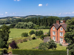 Country House for sale with 6 bedrooms, Chances Pitch, Malvern | Fine & Country