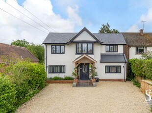Detached house for sale in Goring Road, Woodcote RG8
