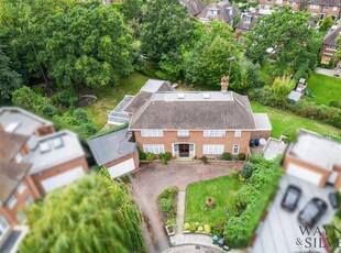 Detached house for sale in Winnington Close, Hampstead Garden Suburb, London N2