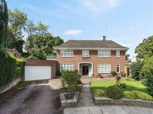 Detached house for sale in Winnington Close, London N2