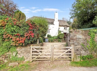 Detached House for sale with 3 bedrooms, Filleigh, Devon | Fine & Country
