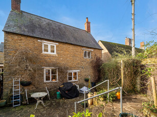 Detached House for sale with 3 bedrooms, Little Lane Aynho Banbury, Oxfordshire | Fine & Country