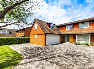 Detached House for sale with 4 bedrooms, Aubreys, Letchworth Garden City | Fine & Country