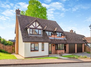 Detached House for sale with 4 bedrooms, Badgers Meadow, Pwllmeyric | Fine & Country