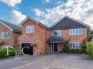 Detached House for sale with 4 bedrooms, Bassingbourne Close, Broxbourne | Fine & Country